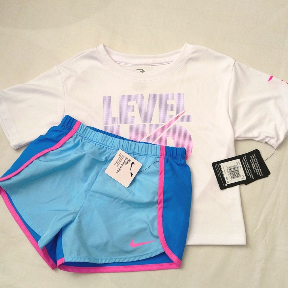 Nike dri-fit girls active white graphic t shirt & blue/pink short two pieces set